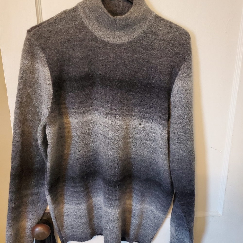 EXPRESS SWEATER